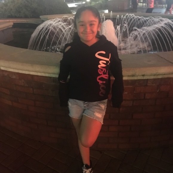 Meet your Posher, Wendy - Picture 4 of 8